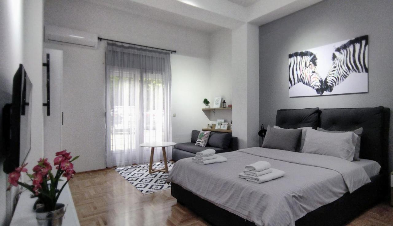 Care's studio apartment Ohrid Esterno foto